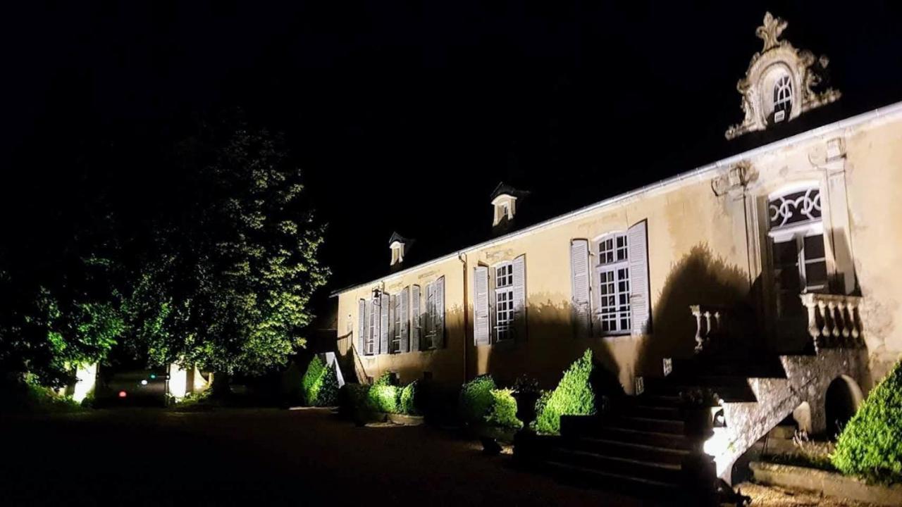 Chateau De Mauvilly Bed & Breakfast Exterior photo